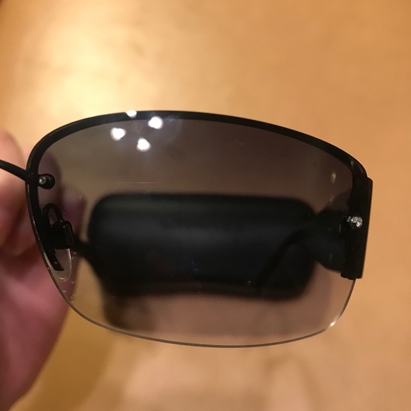 ⛔️SOLD⛔️ Authentic Classic CHANEL Sunglasses - Picture 8 of 12